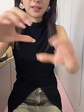 美女ReiningAffaire在线直播