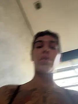 Nikatsu Stripchat cam model