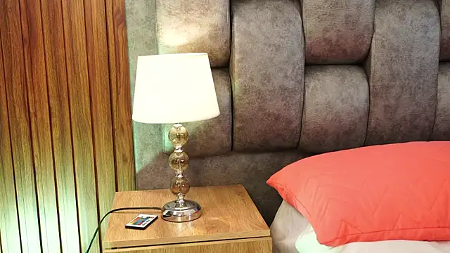 Chloe_Harriss webcam