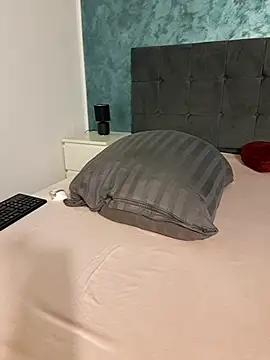 charrlote_love webcam