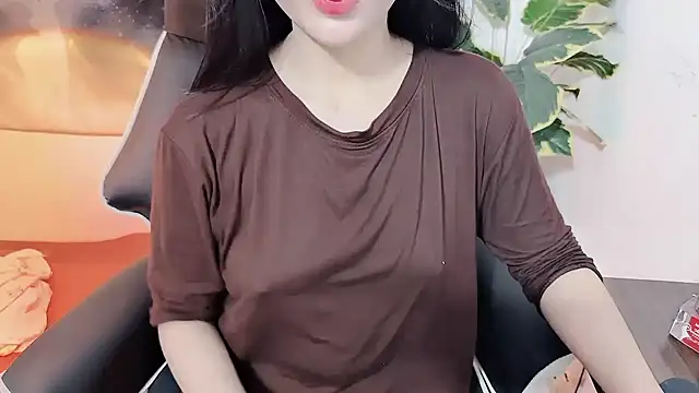 Bino119 Stripchat cam model