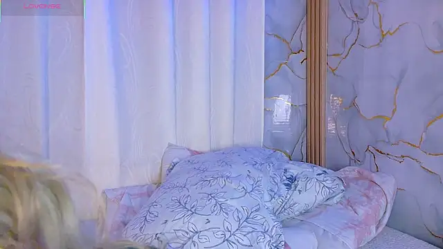 Lally_Valencia__ webcam