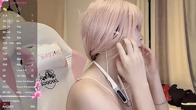 cuteqiqi (F young) - 达成目标表演脱衣舞