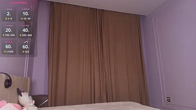 hikom1ko (F teen) - top off