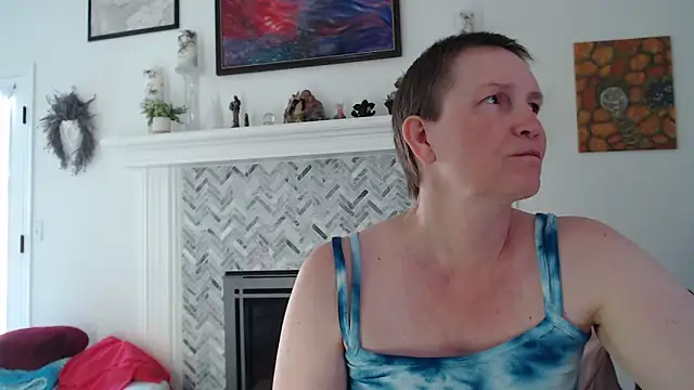 aurorawillows (F mature) - 💕So fucking horny right now💕