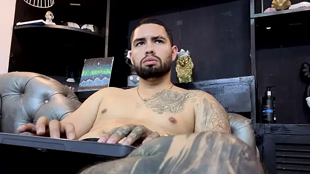 matteosantos live sex cam