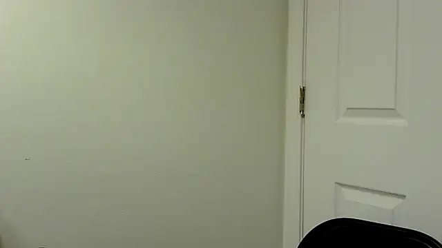 kitty-kitten82 webcam