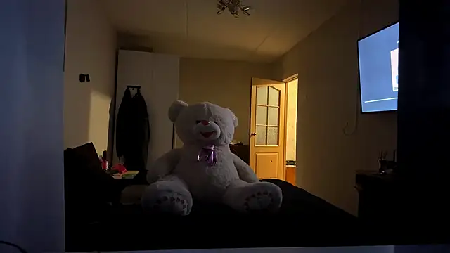 ReleasedPerfect webcam