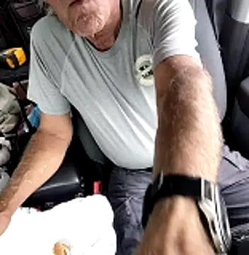 vanscr1 (M grandpa) - cum