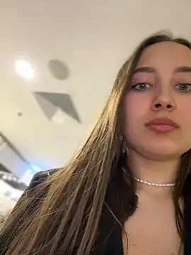 ICrazyOneIRL live sex cam