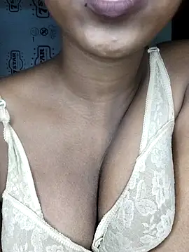 Webcam Model (Simran_0011)  is live.Free join now!