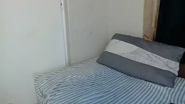 BootyCaramelxx webcam