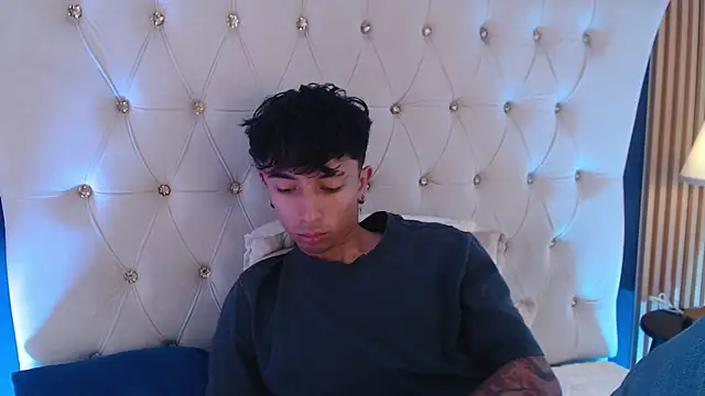 Aiden_Rivers_ webcam