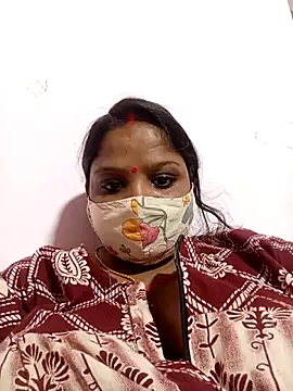 Webcam Model (CUTE-LOVE-SWEETS)  is live.Free join now!