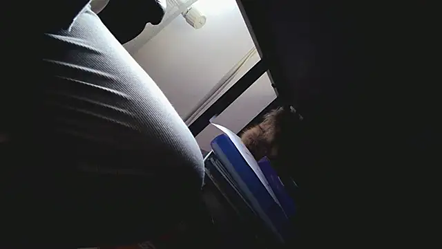 scorvierge@xh - Scorvierge@xh's free webcam - UK Sex Cams