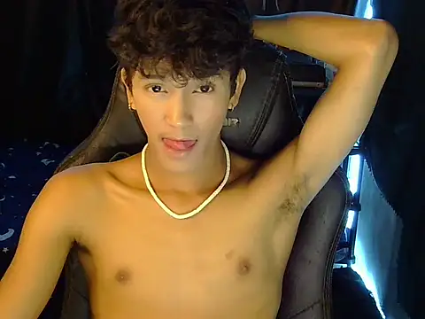 hugekenbigcock webcam