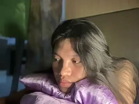 Yourgoddess_jayve webcam