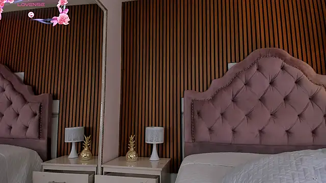 Violett_hott_ webcam