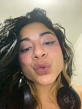 mysteriousgirl20 webcam