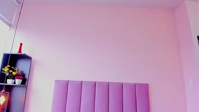 violet_myerrs webcam