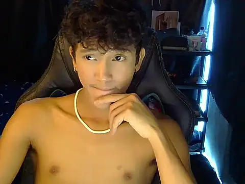 hugekenbigcock webcam