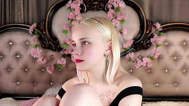 KirstinMcgeady webcam