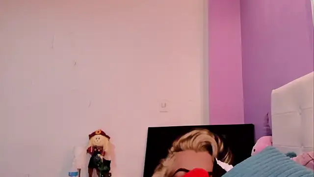 Charlotte11-11 webcam