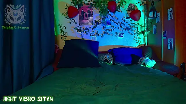 TrickyKitsune webcam