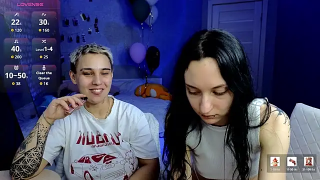 luxuryloverss - LuxuryLoverss's free webcam - UK Sex Cams