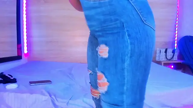 ambarvioletcm webcam