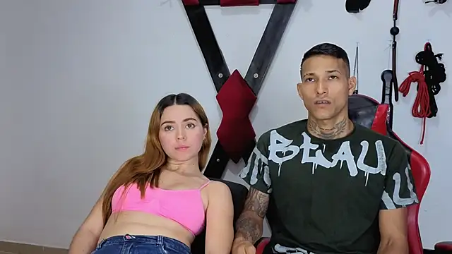 Hana_and_Zeta2026 webcam