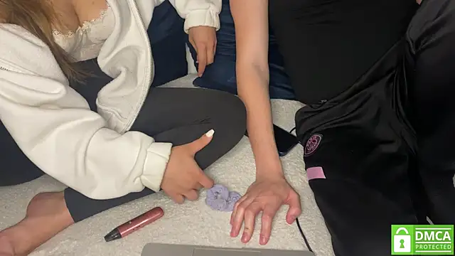 naughtysecretsde - NaughtysecretsDE's free webcam - UK Sex Cams