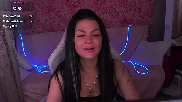 blackfoxyyy - BlackFoxyyy's free webcam - UK Sex Cams