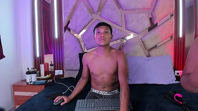 van_angel_ - Van_angel_'s free webcam - UK Sex Cams