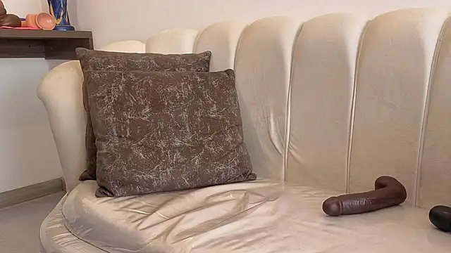 jade_amado_ - Jade_Amado_'s free webcam - UK Sex Cams