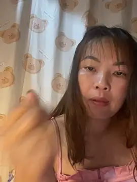 Webcam Model (Milik-1022)  is live.Free join now!