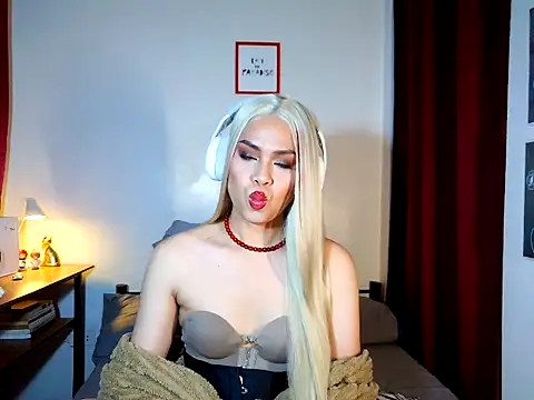 MistressLuna1 webcam