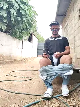 PIGHIGHDIRTY_p0's live cam