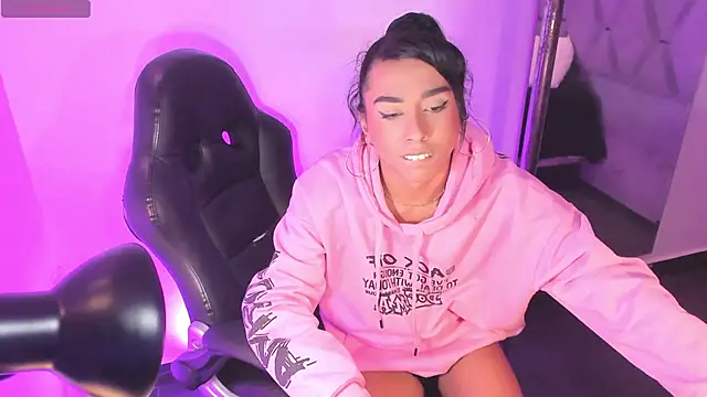 Daniiela_Ember webcam