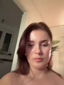 MaribelRiver's live cam