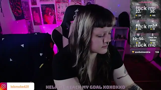 Bdsm_and_fries webcam