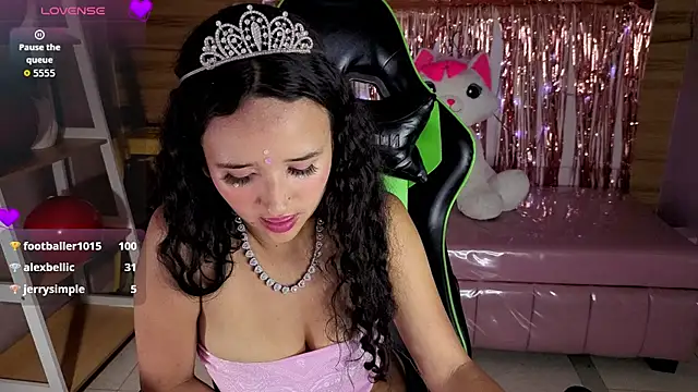 bella_vibess_s webcam