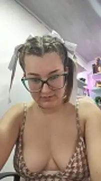HunnyyLove webcam