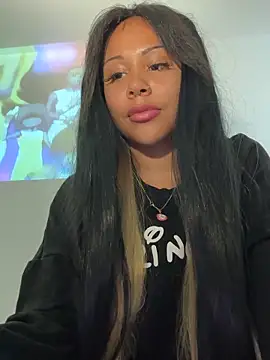 HaileyDiana Live Webcam on Stripchat