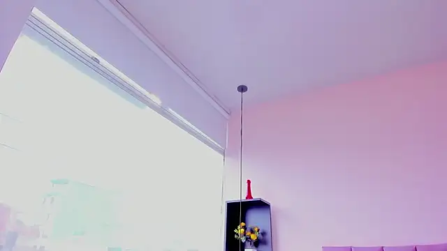 violet_myerrs webcam