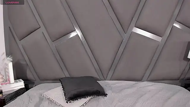 TifannyRosen webcam stripchat model stream image