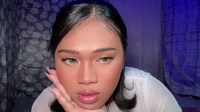 Exotic_alyssa69 webcam