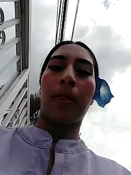 Sexy_sara_outdoorss webcam