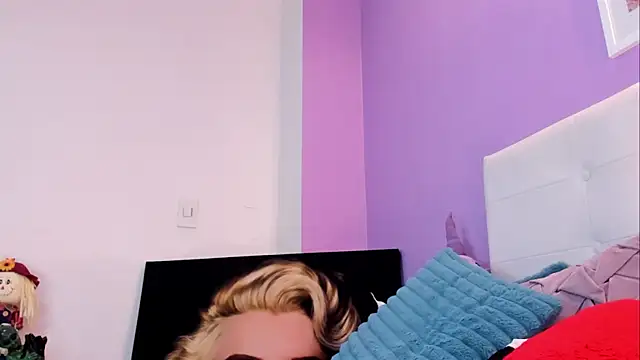 Charlotte11-11 webcam