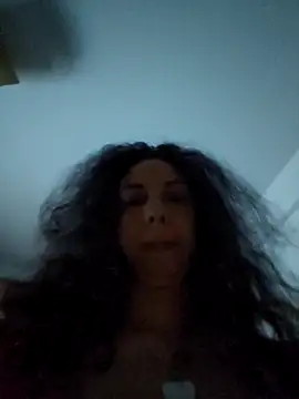 naughty69curls webcam